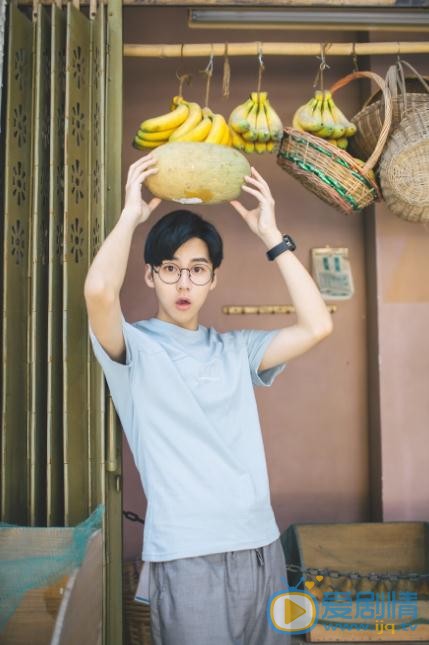 王加一写真 王加一高清写真_王加一高清剧照
