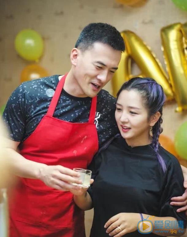 赫子铭和何洁亲密照 赫子铭高清写真_赫子铭高清剧照