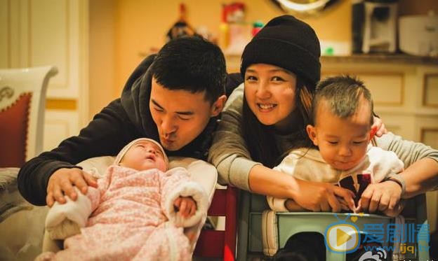 赫子铭和何洁亲密照 赫子铭高清写真_赫子铭高清剧照