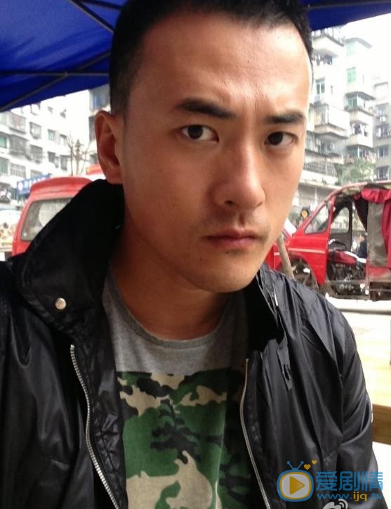 赫子铭生活照 赫子铭高清写真_赫子铭高清剧照