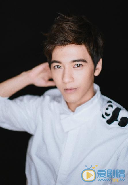 李宗霖白色写真 李宗霖高清写真_李宗霖高清剧照