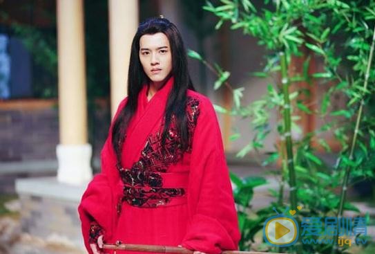 凤囚凰花错是谁演的？花错扮演者李宗霖个人资料、写真及生活照欣赏