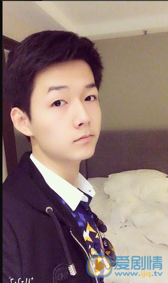 明鹏生活照写真 明鹏高清写真_明鹏高清剧照