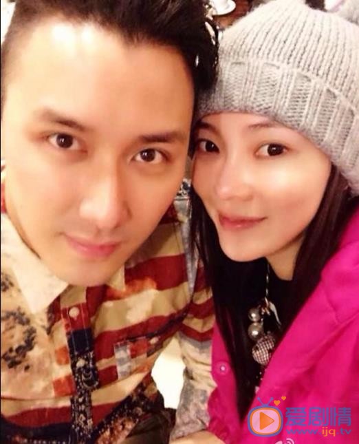巫迪文和老婆合照 巫迪文高清写真_巫迪文高清剧照
