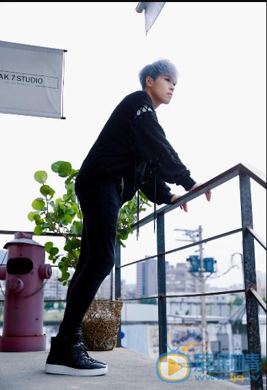 李志杰街拍写真 李志杰高清写真_李志杰高清剧照