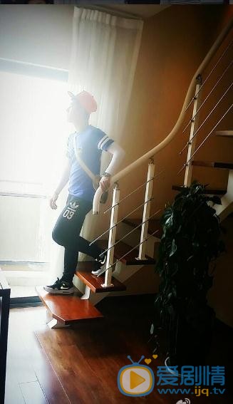 李志杰街拍写真 李志杰高清写真_李志杰高清剧照