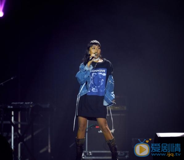 吉克隽逸可爱写真 吉克隽逸高清写真_吉克隽逸高清剧照