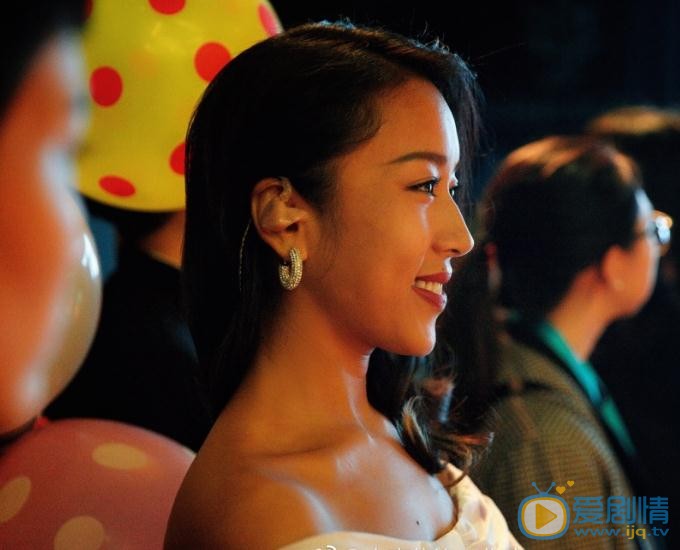 吉克隽逸性感写真 吉克隽逸高清写真_吉克隽逸高清剧照