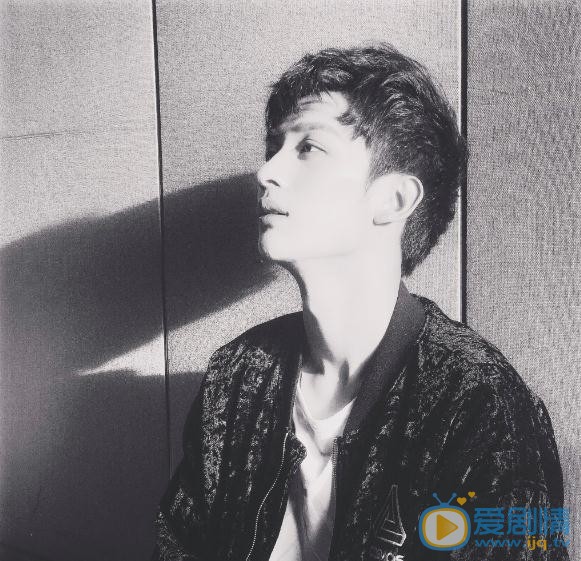 陈斯琪帅气写真 陈斯琪高清写真_陈斯琪高清剧照