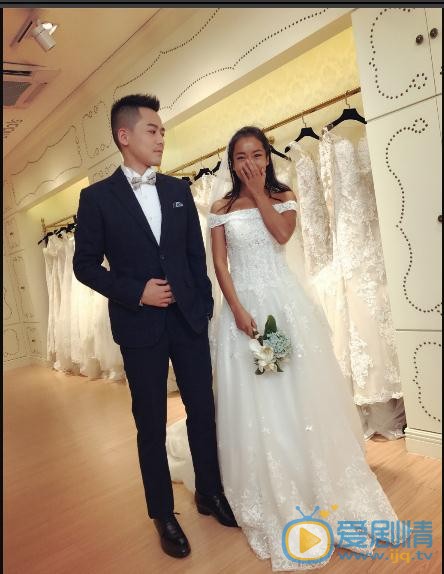 吉克隽逸晚礼服写真 吉克隽逸高清写真_吉克隽逸高清剧照
