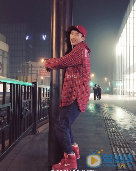 陈斯琪街拍写真 陈斯琪高清写真_陈斯琪高清剧照
