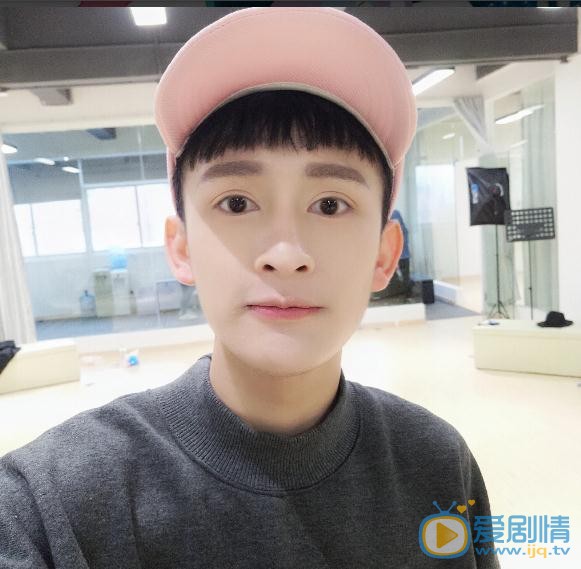 陈斯琪自拍写真 陈斯琪高清写真_陈斯琪高清剧照