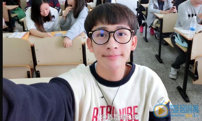 陈斯琪自拍写真 陈斯琪高清写真_陈斯琪高清剧照
