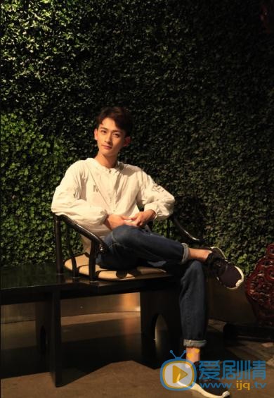 陈斯琪街拍写真 陈斯琪高清写真_陈斯琪高清剧照