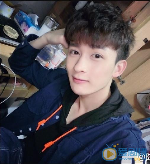陈斯琪自拍写真 陈斯琪高清写真_陈斯琪高清剧照