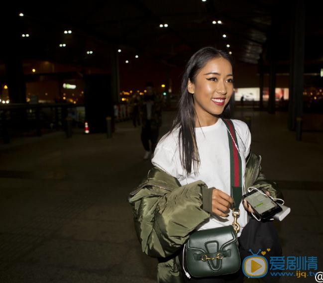 吉克隽逸帅气写真 吉克隽逸高清写真_吉克隽逸高清剧照