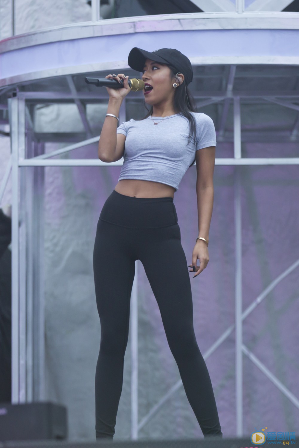 吉克隽逸气质写真 吉克隽逸高清写真_吉克隽逸高清剧照