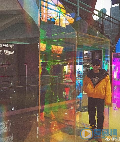 朱星杰街拍写真