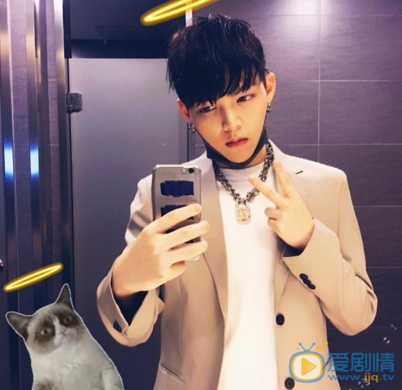 朱星杰参加活动写真 朱星杰高清写真_朱星杰高清剧照