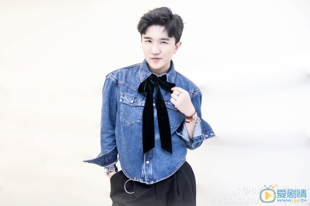 张大大时尚写真 张大大高清写真_张大大高清剧照