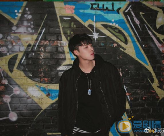 张达源个人写真 张达源高清写真_张达源高清剧照