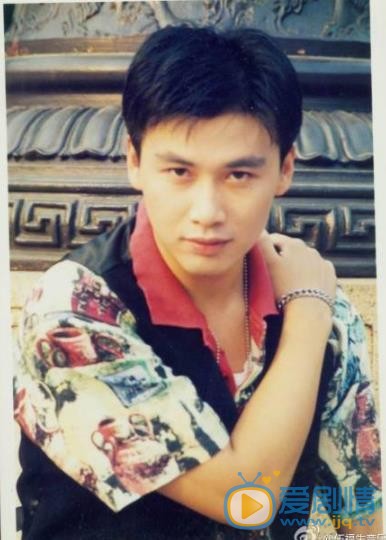 柳云龙早期青涩照 柳云龙高清写真_柳云龙高清剧照
