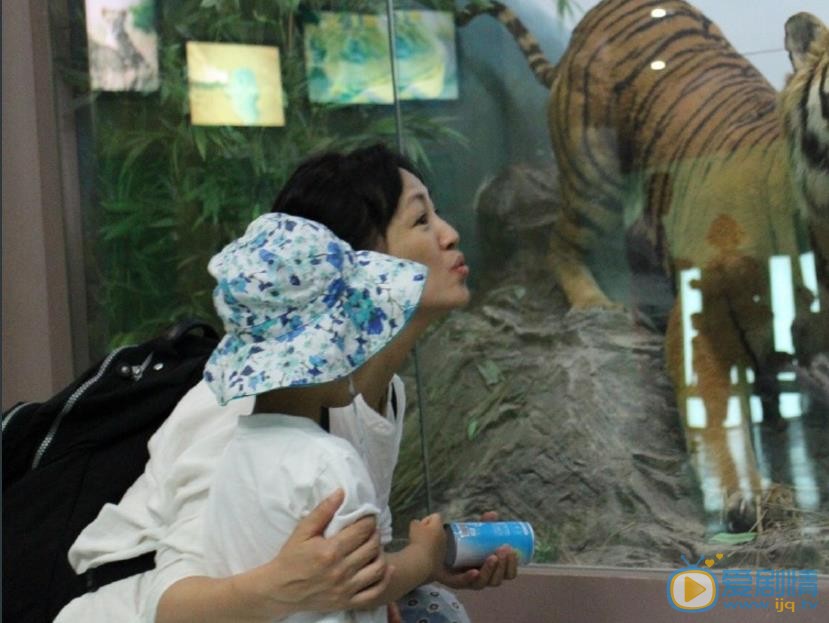 罗海琼素颜生活照 罗海琼高清写真_罗海琼高清剧照