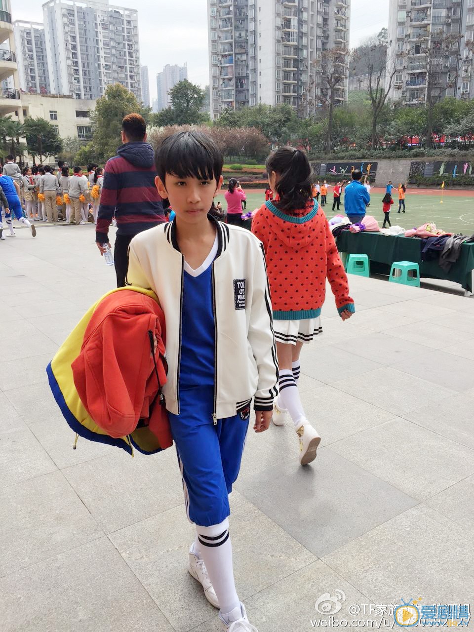 陈泗旭街拍写真 陈泗旭高清写真_陈泗旭高清剧照