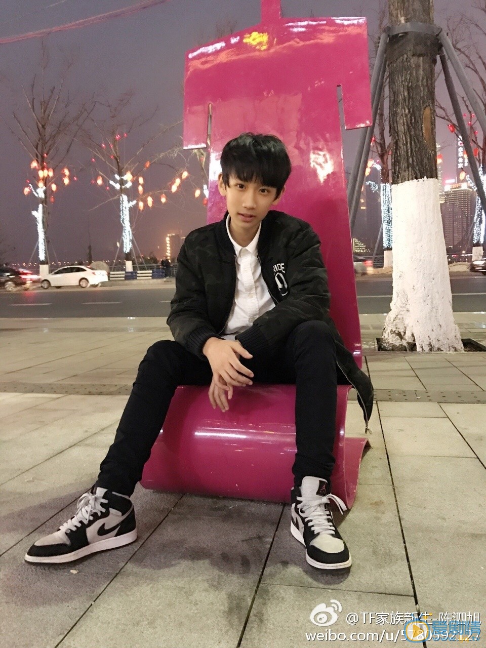陈泗旭街拍写真 陈泗旭高清写真_陈泗旭高清剧照