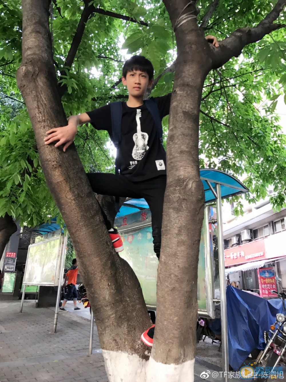 陈泗旭街拍写真 陈泗旭高清写真_陈泗旭高清剧照