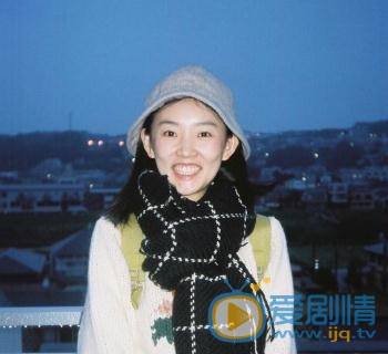 周依然日本街头 周依然高清写真_周依然高清剧照