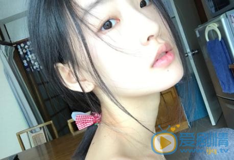 周依然日本街头 周依然高清写真_周依然高清剧照