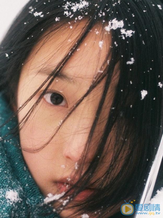 周依然日本街头 周依然高清写真_周依然高清剧照