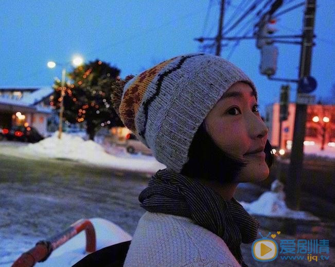 周依然日本街头 周依然高清写真_周依然高清剧照