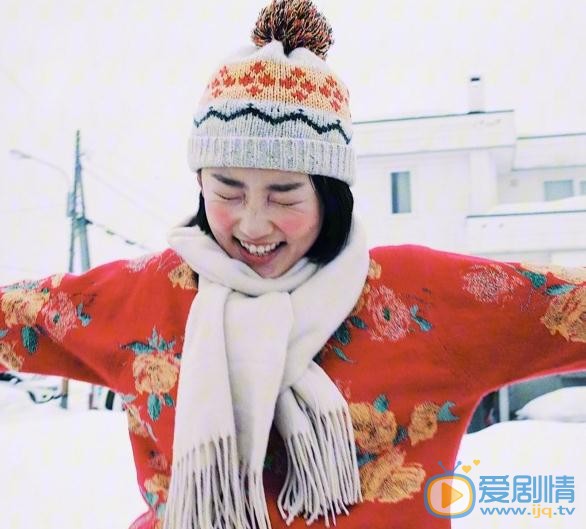 周依然日本街头 周依然高清写真_周依然高清剧照