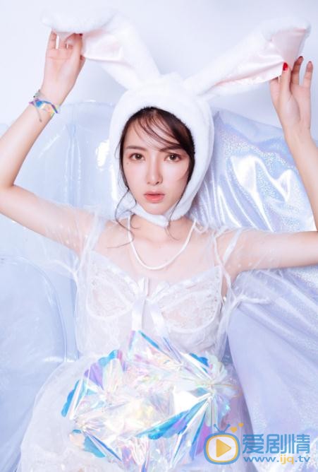 张婕婕时尚写真 张婕婕高清写真_张婕婕高清剧照