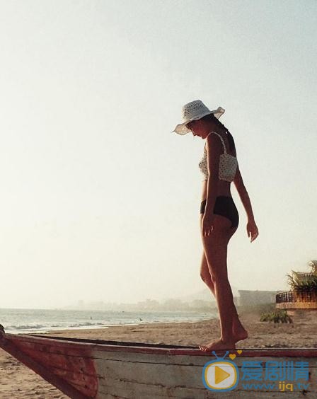 周依然早期写真 周依然高清写真_周依然高清剧照