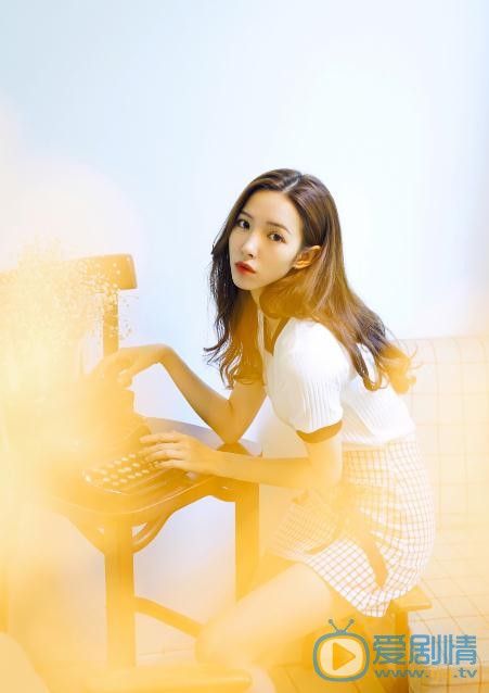 张婕婕白粉写真 张婕婕高清写真_张婕婕高清剧照