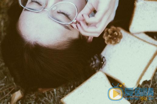 张婕婕制服写真 张婕婕高清写真_张婕婕高清剧照