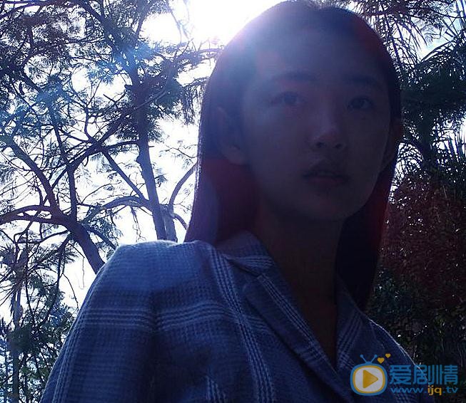 周依然早期写真 周依然高清写真_周依然高清剧照
