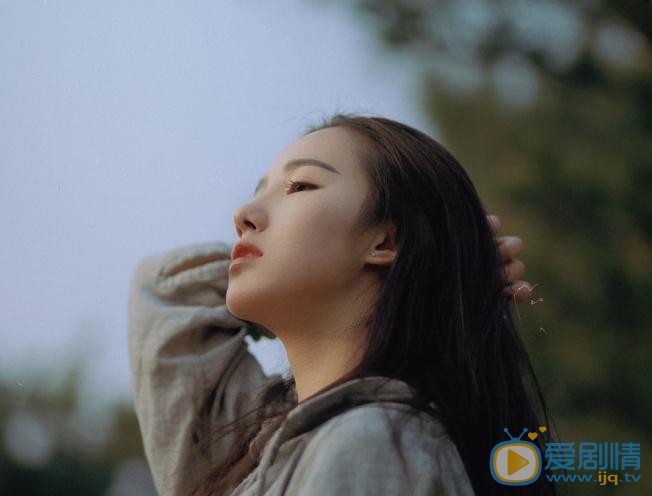 张婕婕白粉写真 张婕婕高清写真_张婕婕高清剧照