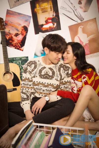 张婕婕情侣写真 张婕婕高清写真_张婕婕高清剧照
