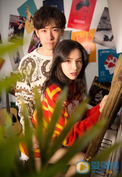 张婕婕情侣写真 张婕婕高清写真_张婕婕高清剧照