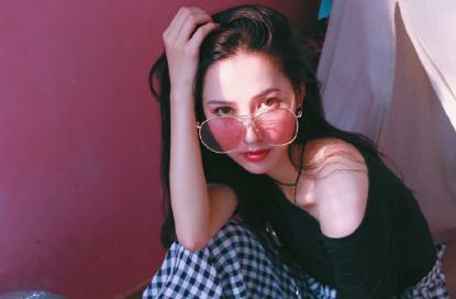 张婕婕小性感写真 张婕婕高清写真_张婕婕高清剧照