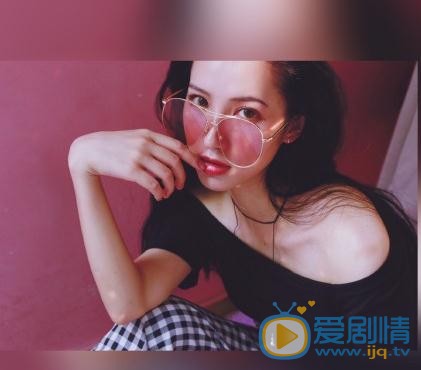 张婕婕小性感写真 张婕婕高清写真_张婕婕高清剧照