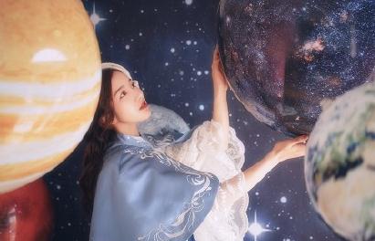 张婕婕星球写真 张婕婕高清写真_张婕婕高清剧照