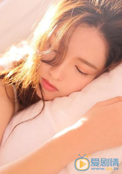 张婕婕小性感写真 张婕婕高清写真_张婕婕高清剧照