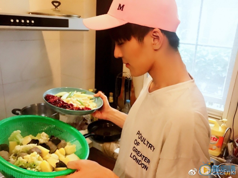王艺龙帅气写真 王艺龙高清写真_王艺龙高清剧照