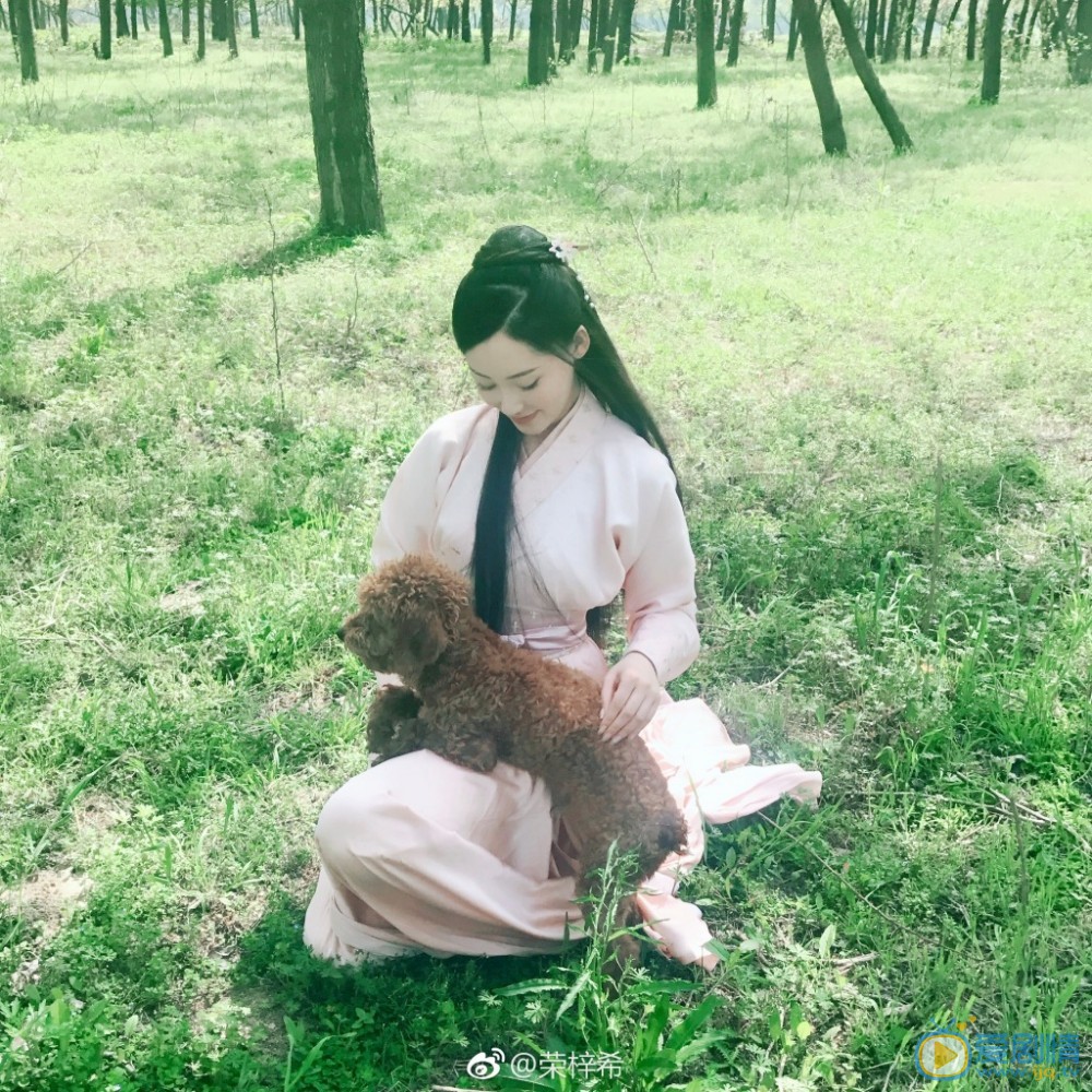 荣梓希生活照写真 荣梓希高清写真_荣梓希高清剧照
