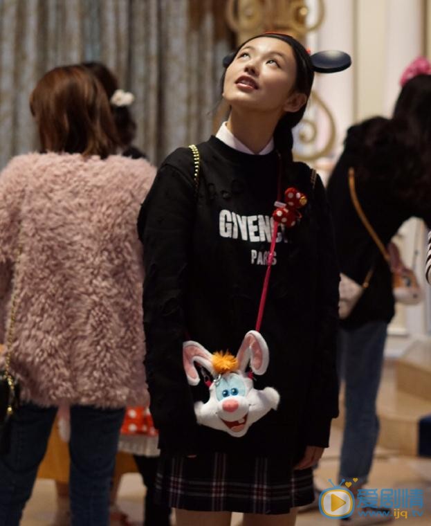 张天韵可爱照 张天韵高清写真_张天韵高清剧照
